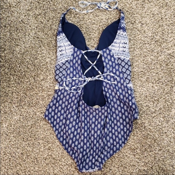 Jessica Simpson one piece - Picture 2 of 4